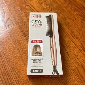 New Kiss dry style heat brush